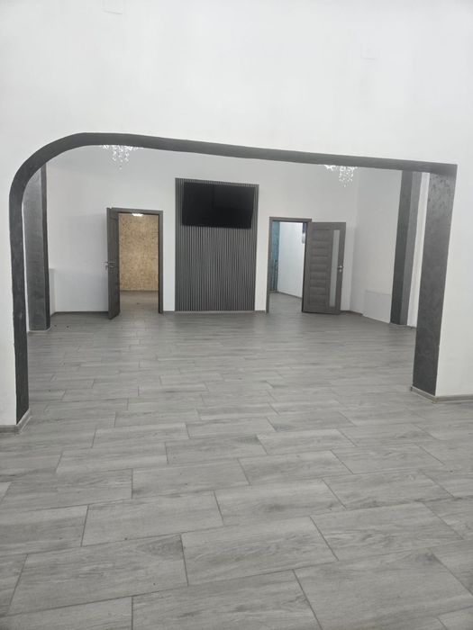 Închiriez spațiu comercial premium 90 mp – Bd. Ecaterina Teodoroiu 504 – Vad excelent | Târgu Jiu
