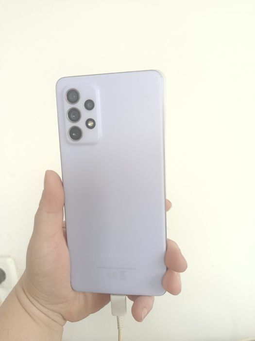 Самсунг А 72 отлично запазен