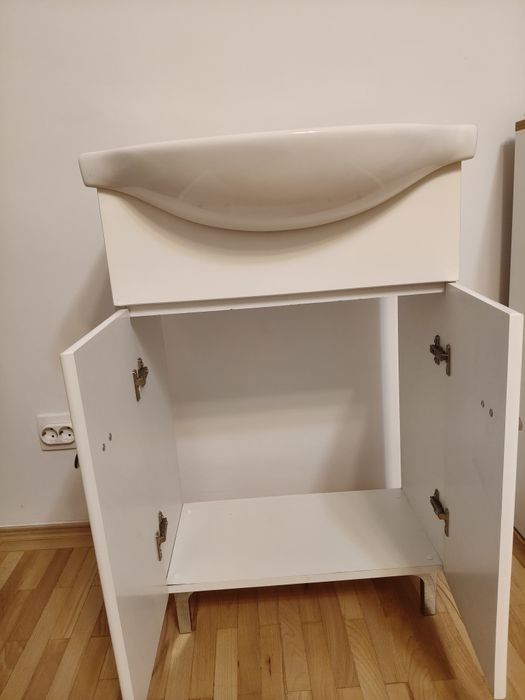 Chiuveta baie și masca