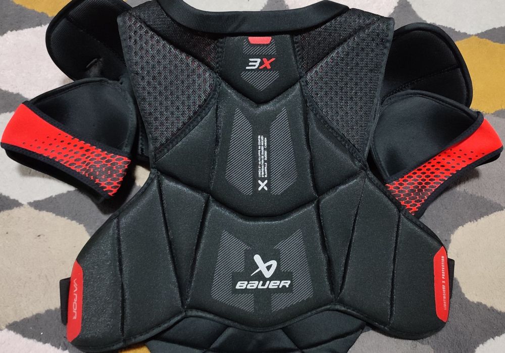 Нагрудник хоккейный bauer vapor 3x