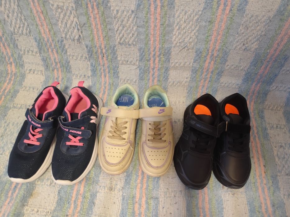 Лот от детски маратонки