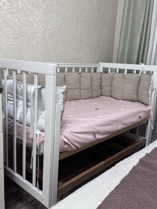 Кроватка деревянная