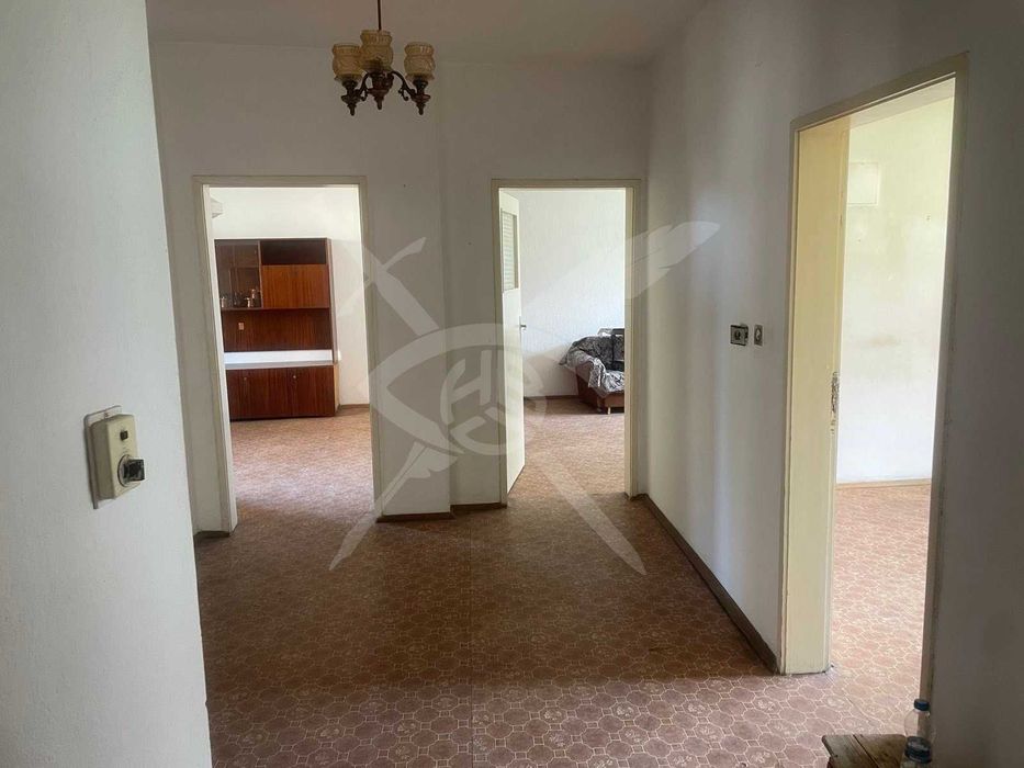 Продава се Къща в Асеновград - 620 кв.м за 1000 €/кв.м - Снимка #15