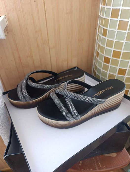 обувь  отдам не дорого