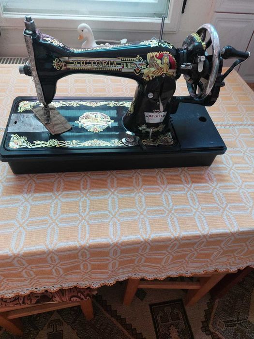 Vand masina de cusut veche