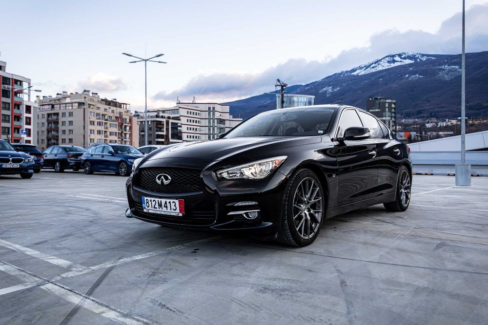 2015 INFINITI Q50 3.7 RWD
