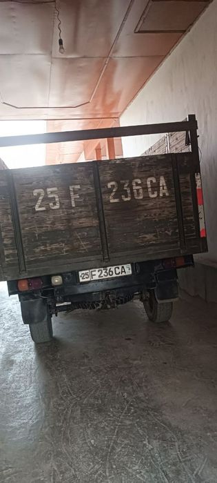 Srochna 1990-yil UAZ