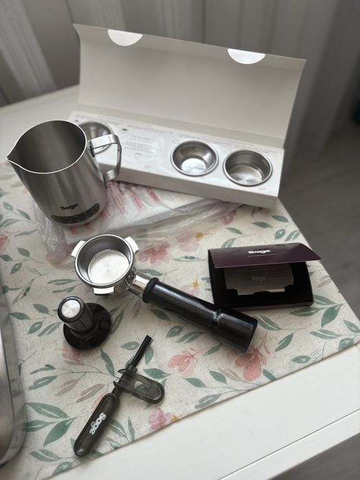 Espressor manual SAGE Barista Express