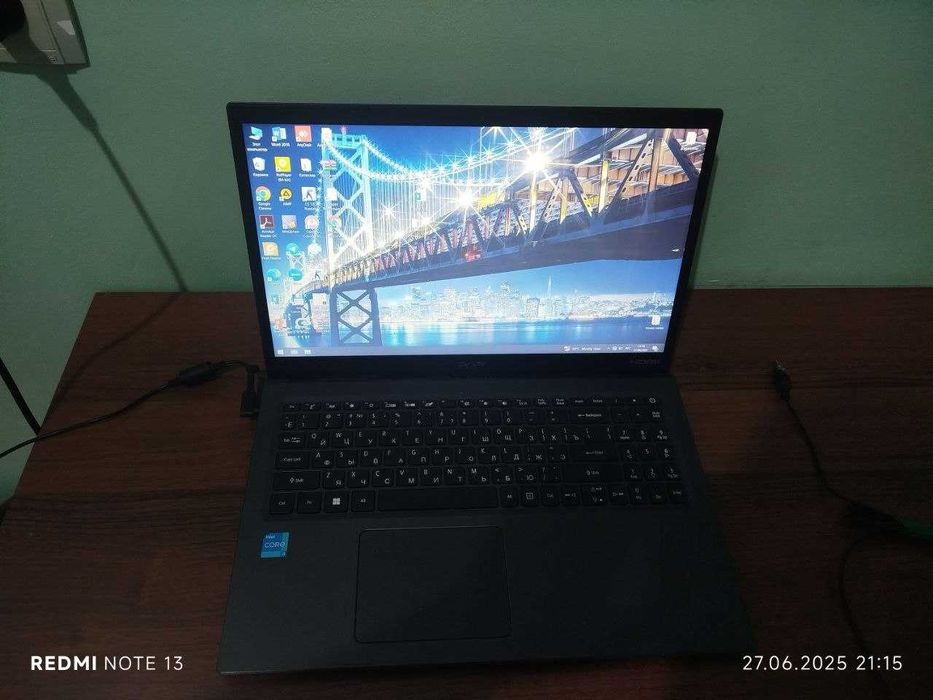 Notebook kompyuter satiladi!