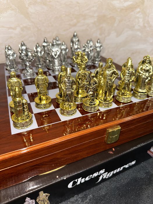 Шахматы в римском стиле , подарок