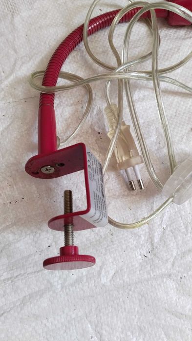 Настолни лампи метал и дърво