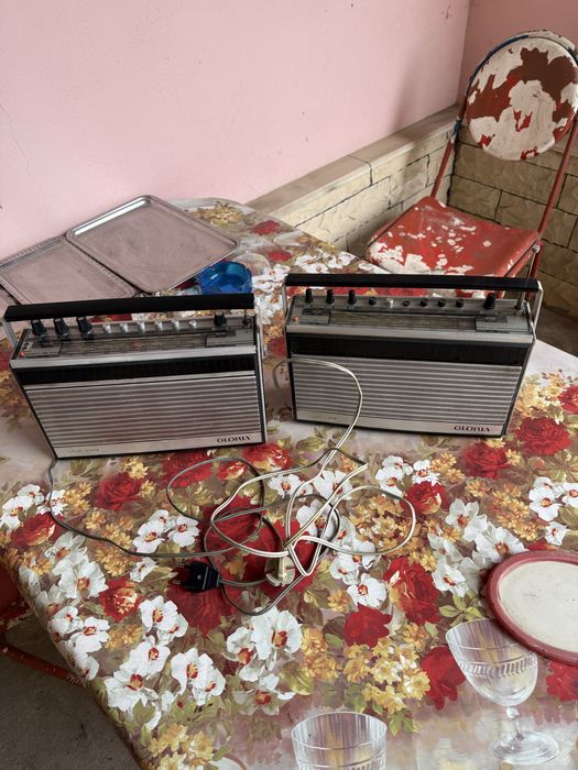 Vand doua radio gloria