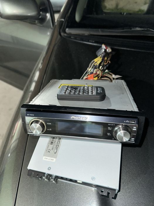 Магнитофон для автомобиля Pioneer 88 и процессор Masconi