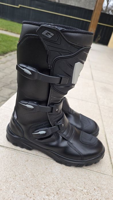 Vând cizme off-road Gaerne