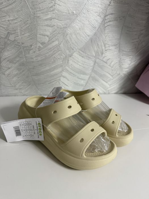 Продам шлепанцы