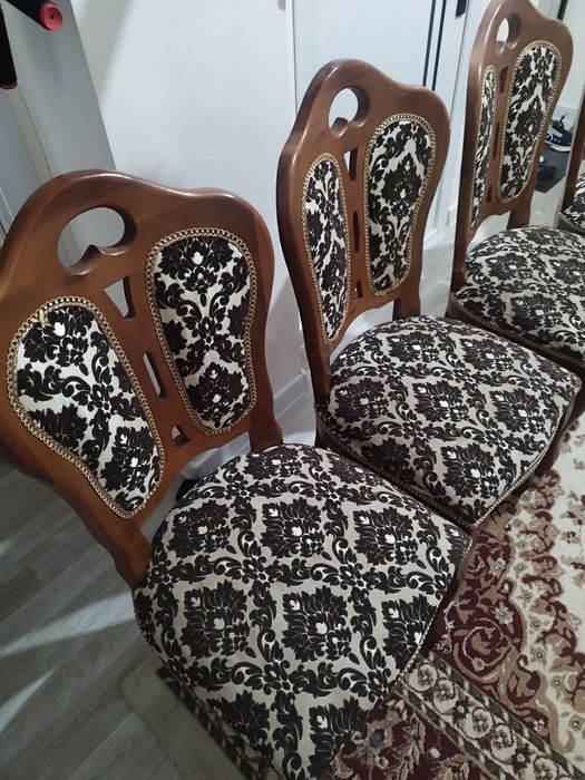 Mehmonhona uchun stol stul 12 tali