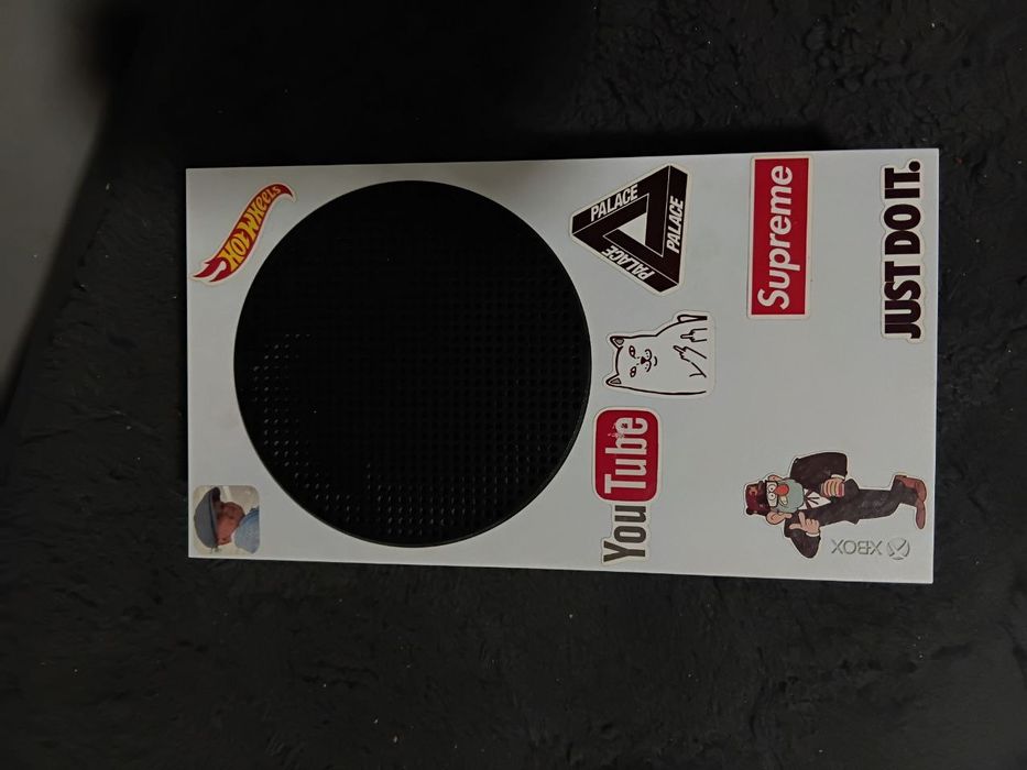 Продаю Xbox series S