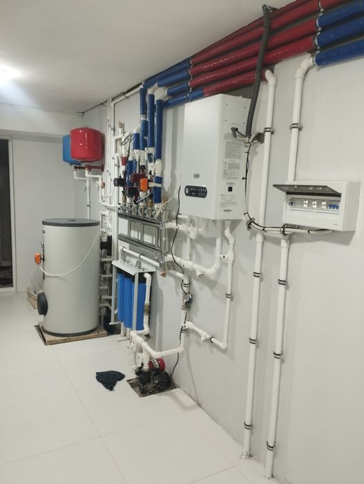 Отопление,радиаторы теплые полы . Сантехника премиального класса .