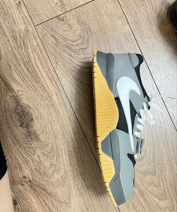 Кроссовки Nike Travis Scott