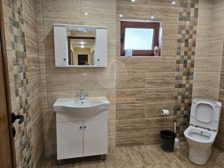 Обзаведена къща в центъра на.Скутаре