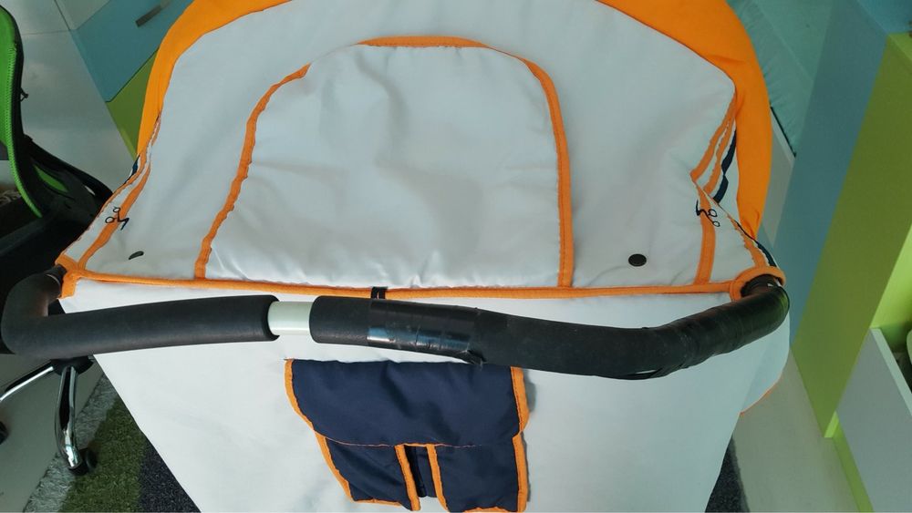 Бебешка количка за близнаци