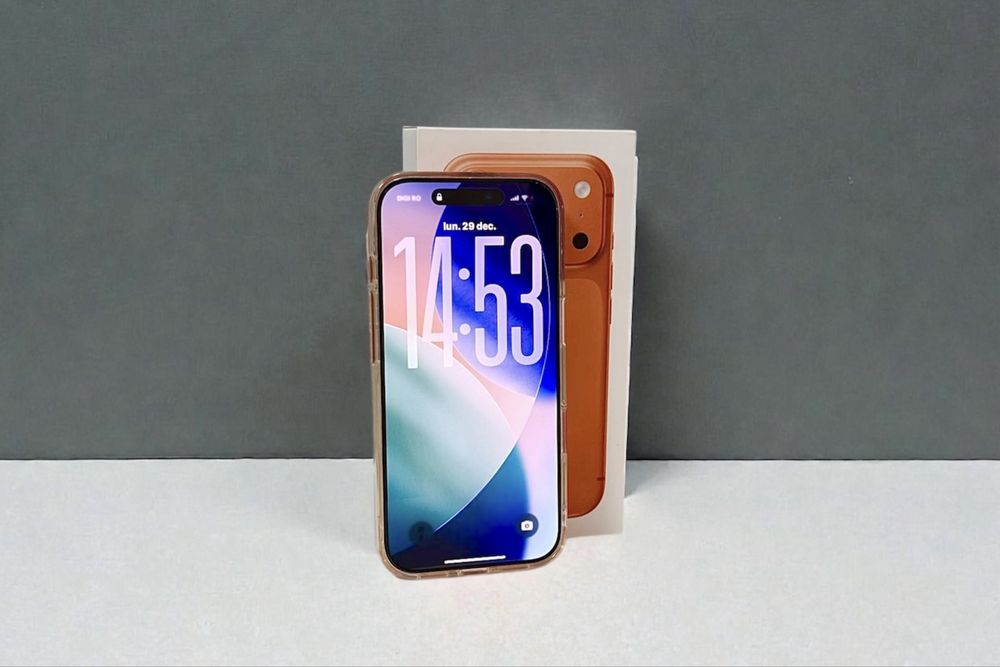 iPhone 17 Pro 256GB Cosmic Orange