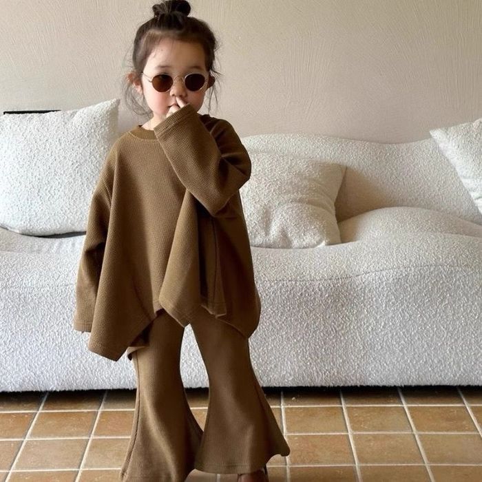 Модный комплект для девочек