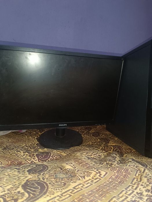 Vând calculator  complet