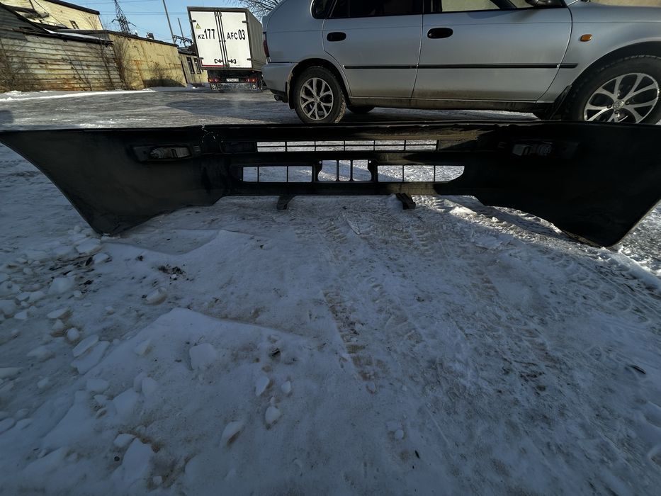 Бампер Toyota Corolla с 91 по 97 год