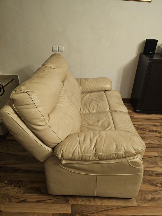 Canapea 2 locuri  și fotoliu cu recliner