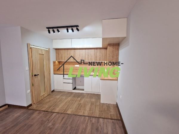 Продава се Двустаен апартамент в Пловдив, Остромила - 72 кв.м за 1667 €/кв.м - Снимка #2