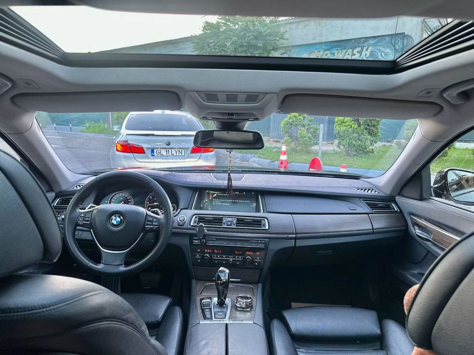 BMW 730 2014 Facelift 3.0 IMPECABIL