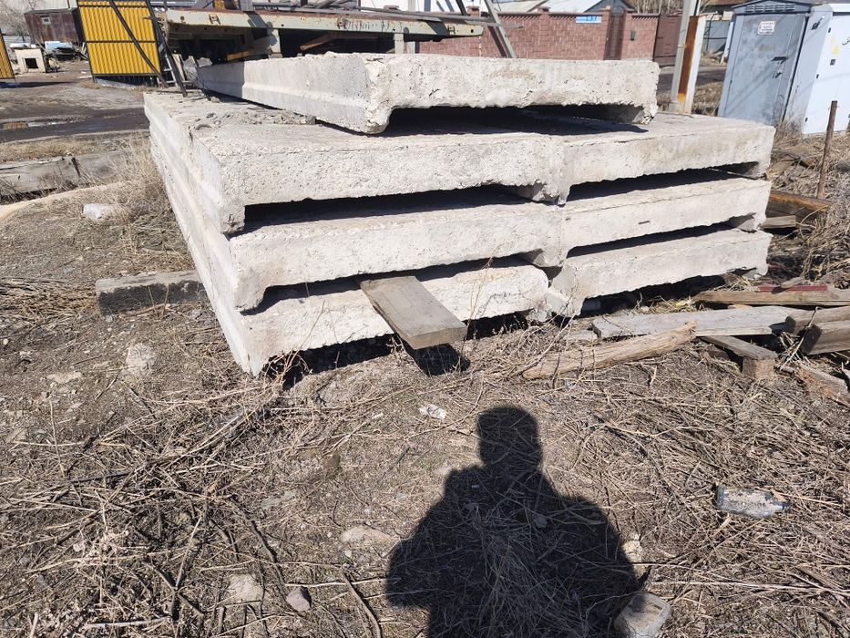 Продаеться плиты перекрытия