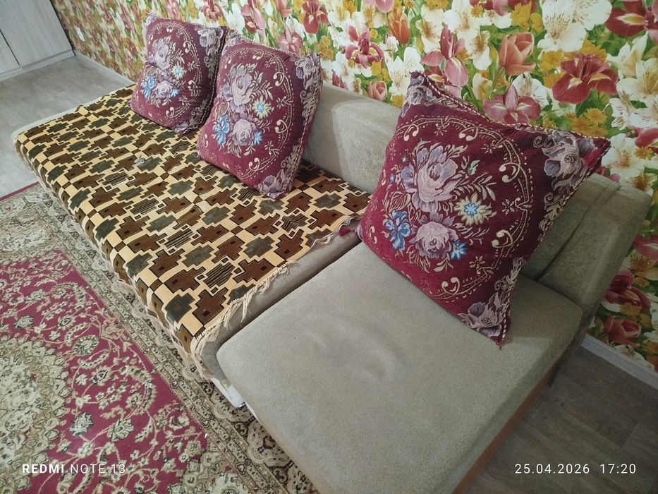 Отдам бесплатно диван