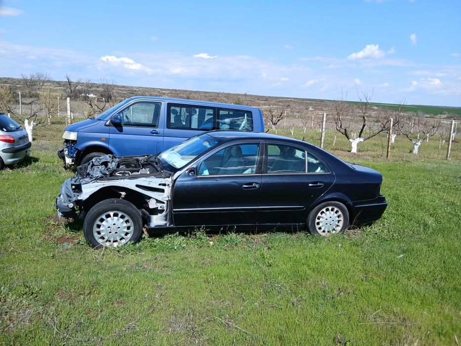 Коли на части Reno Clio Ford Transit VW Transporter Mercedes E220 Peugeot 206