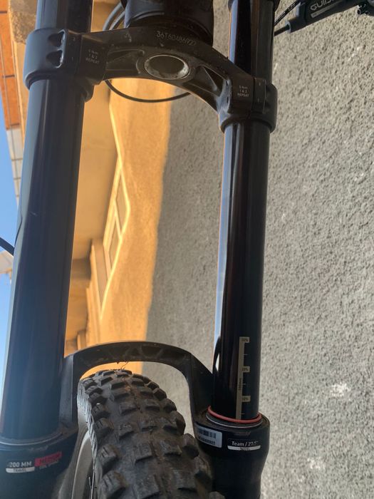 Bicicleta commencal downhill V3