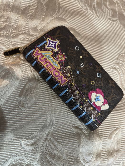 Портмоне Louis Vuitton Monogram Christmas Animation Vivienne Roller Coaster Zippy Wallet