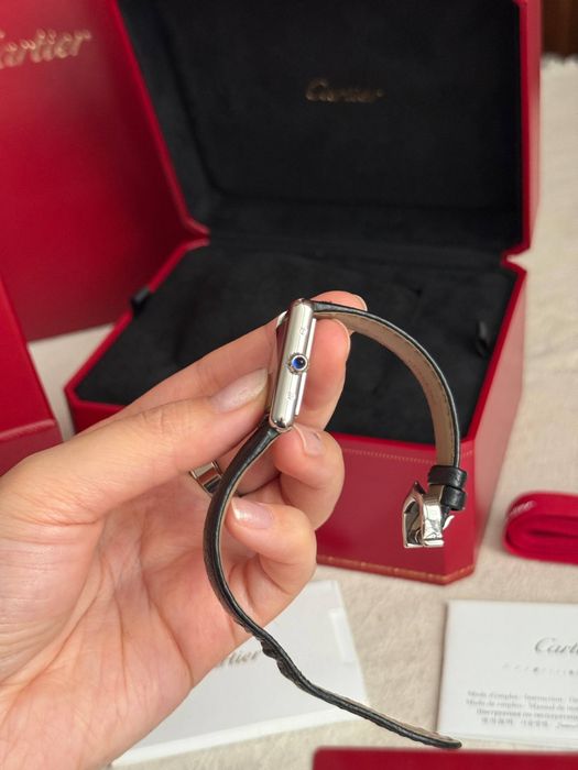 Часы Cartier Tank