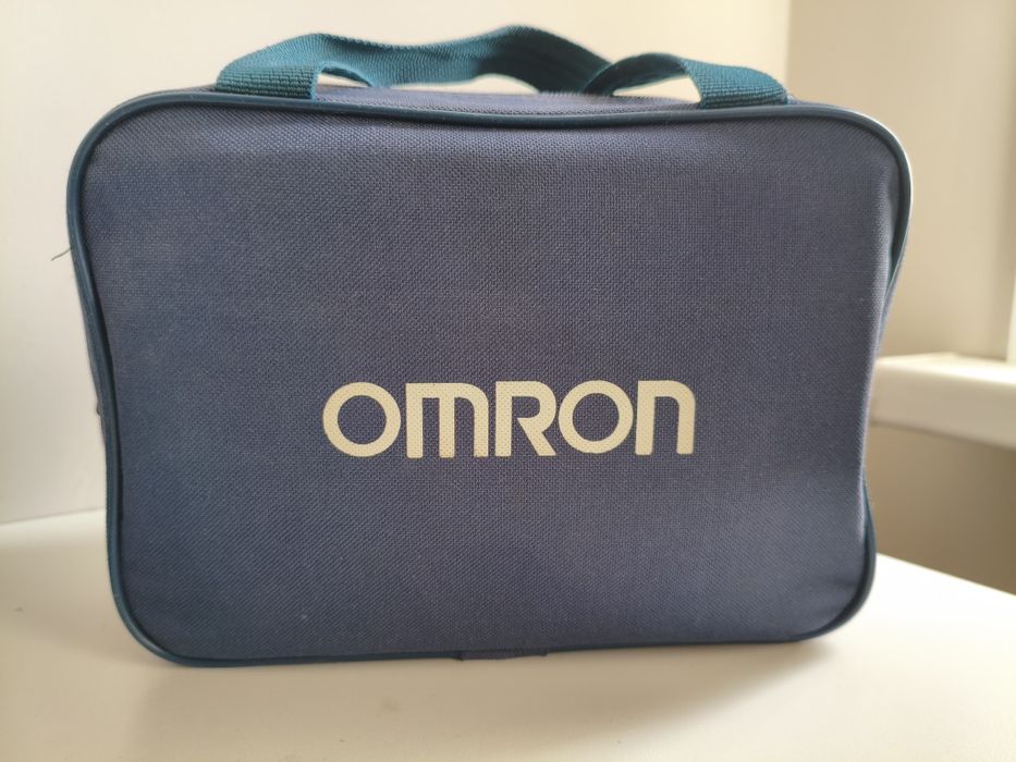 Продам ингалятор omron