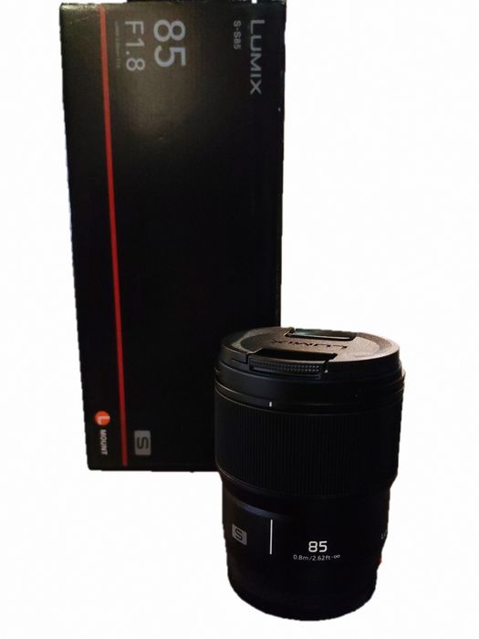 Lumix 85mm f1. 8 L mount