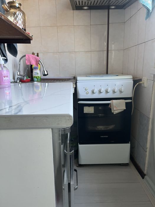 Чилонзор 16  квартира   1 в 2 / 5 / 5