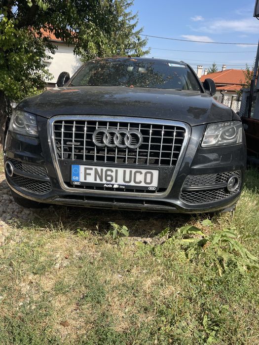 Ауди Q5 на части