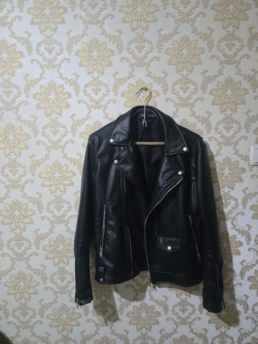 Кожаная куртка б/у