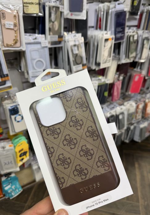 Iphone 15 pro max оргинален кейс на Guess