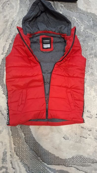 Hanorace Nike, Adidas,Tommy și Puma