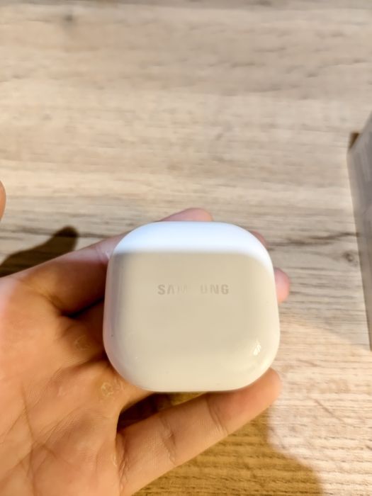 Samsung buds FE продаю