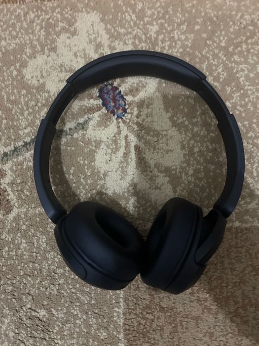 Наушники SONY.