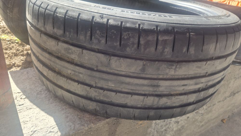 Продам шины 225/40/18