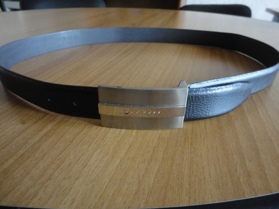 Hugo Boss/естествена кожа/мъжки колан