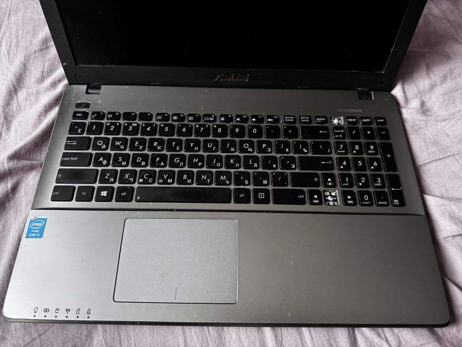 Asus ноутбук.